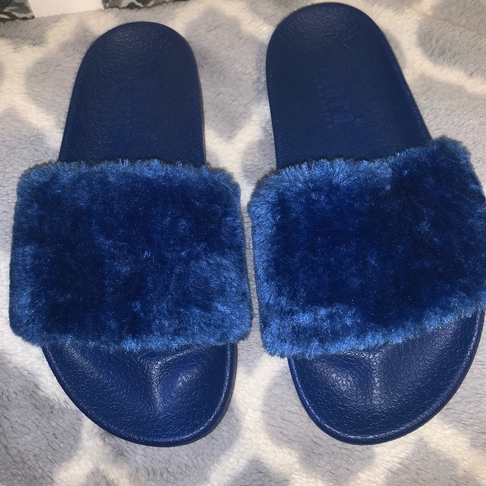 Blue sandals/slippers, brand new!